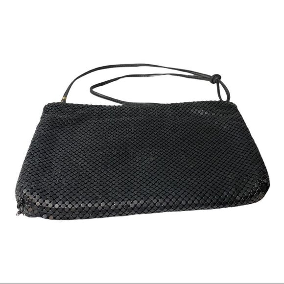 WHITING & DAVIS - Flat Black Chainmail Shoulder Bag/Needs Small Repair (See Pic) - Picture 4 of 14